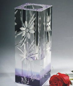 水晶优美花瓶 玻璃花瓶 水晶玻璃工艺品 提供定制价格 厂家 图片